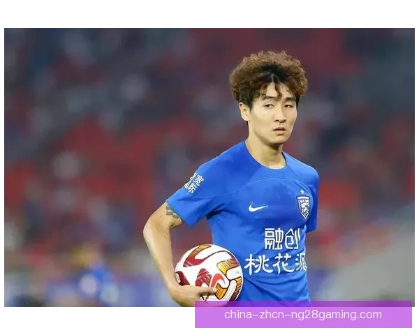 韦世豪加盟成都蓉城首秀表现活跃引球迷热议 韦世豪加盟成都蓉城首秀表现活跃引球迷热议
